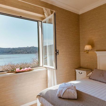 Hotel La Culla Del Lago Castel Gandolfo Exteriör bild